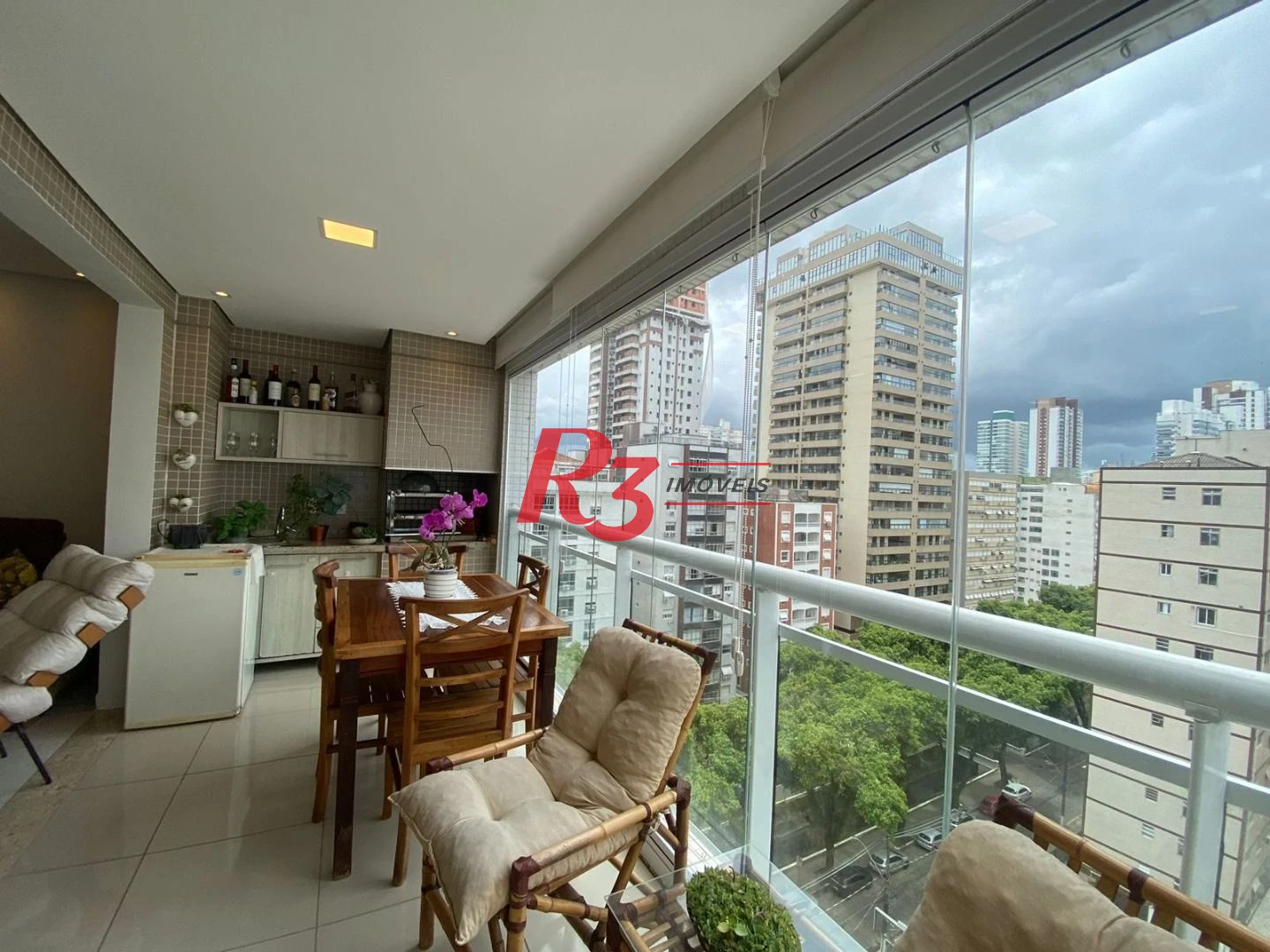 Apartamento com 3 dormitórios à venda, 100 m² por R$ 1.340.000,00 - José Menino - Santos/SP