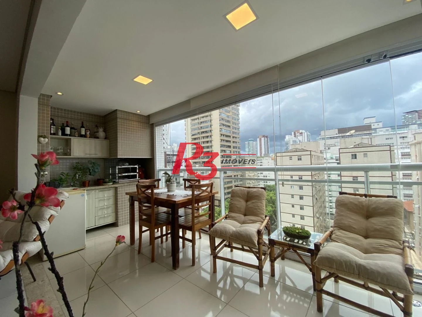 Apartamento com 3 dormitórios à venda, 100 m² por R$ 1.340.000,00 - José Menino - Santos/SP