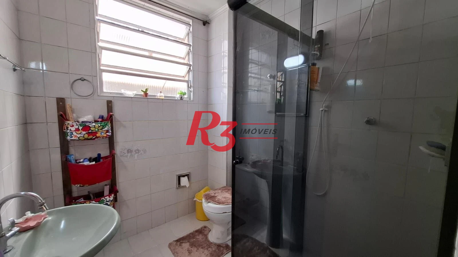 Apartamento com 2 dormitórios à venda, 67 m² por R$ 380.000,00 - Embaré - Santos/SP