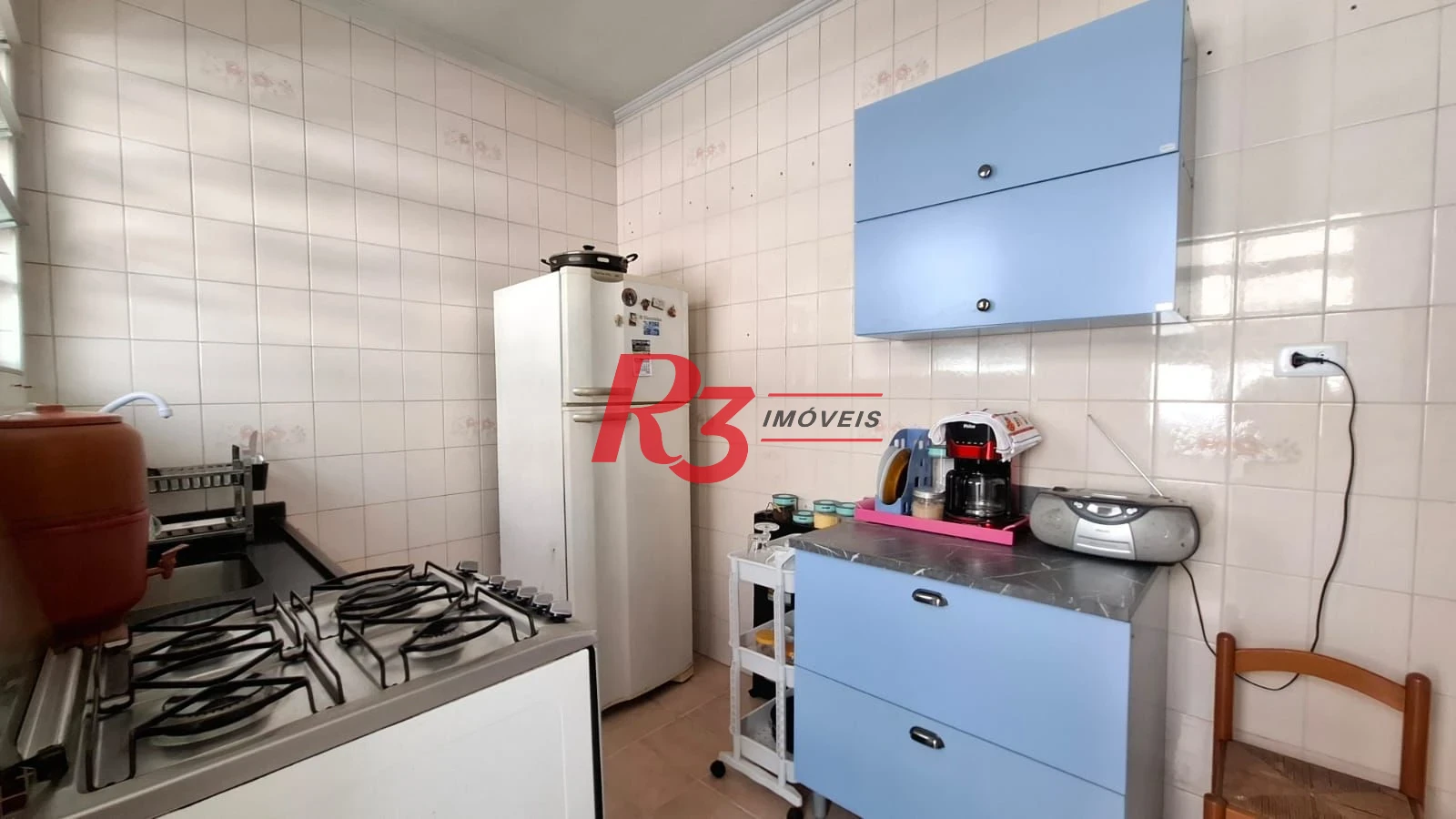 Apartamento com 2 dormitórios à venda, 67 m² por R$ 380.000,00 - Embaré - Santos/SP