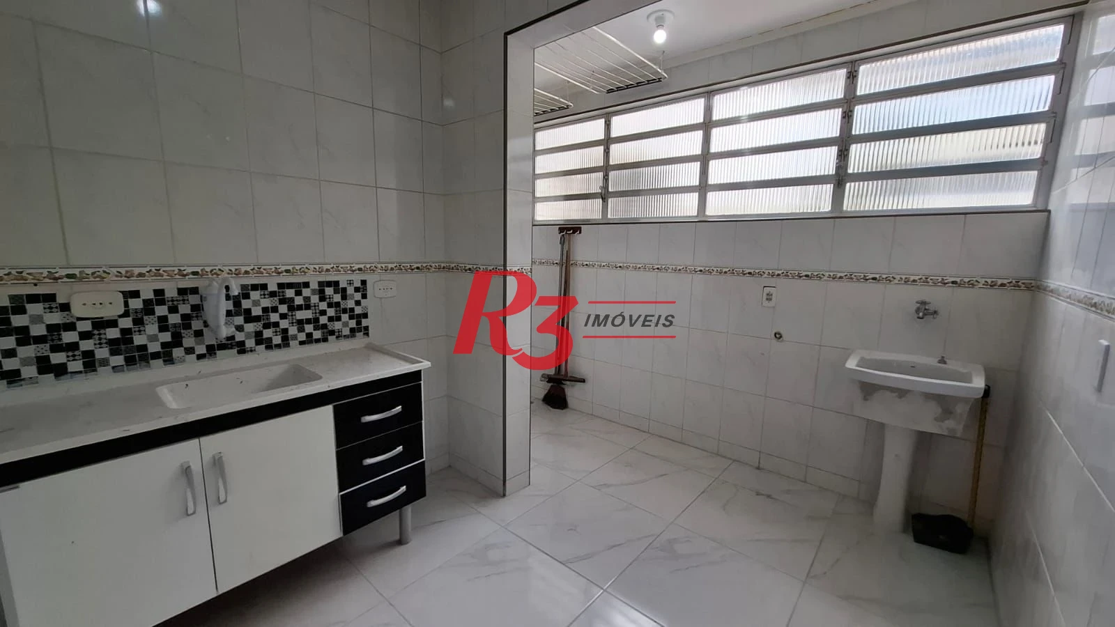 Apartamento à venda, 64 m² por R$ 380.000,00 - Aparecida - Santos/SP
