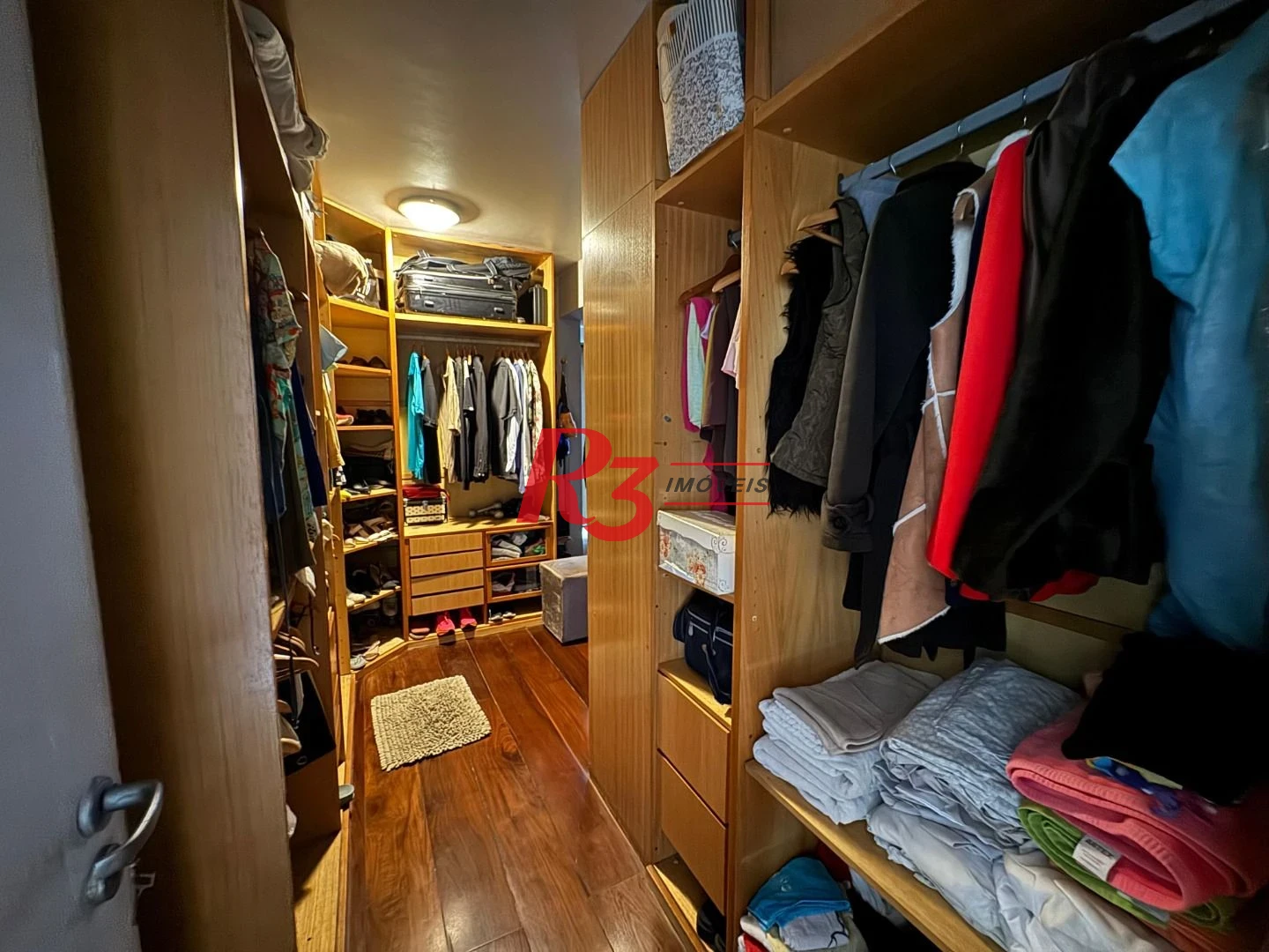 Cobertura com 3 dormitórios à venda, 290 m² por R$ 1.200.000,00 - Centro - São Vicente/SP
