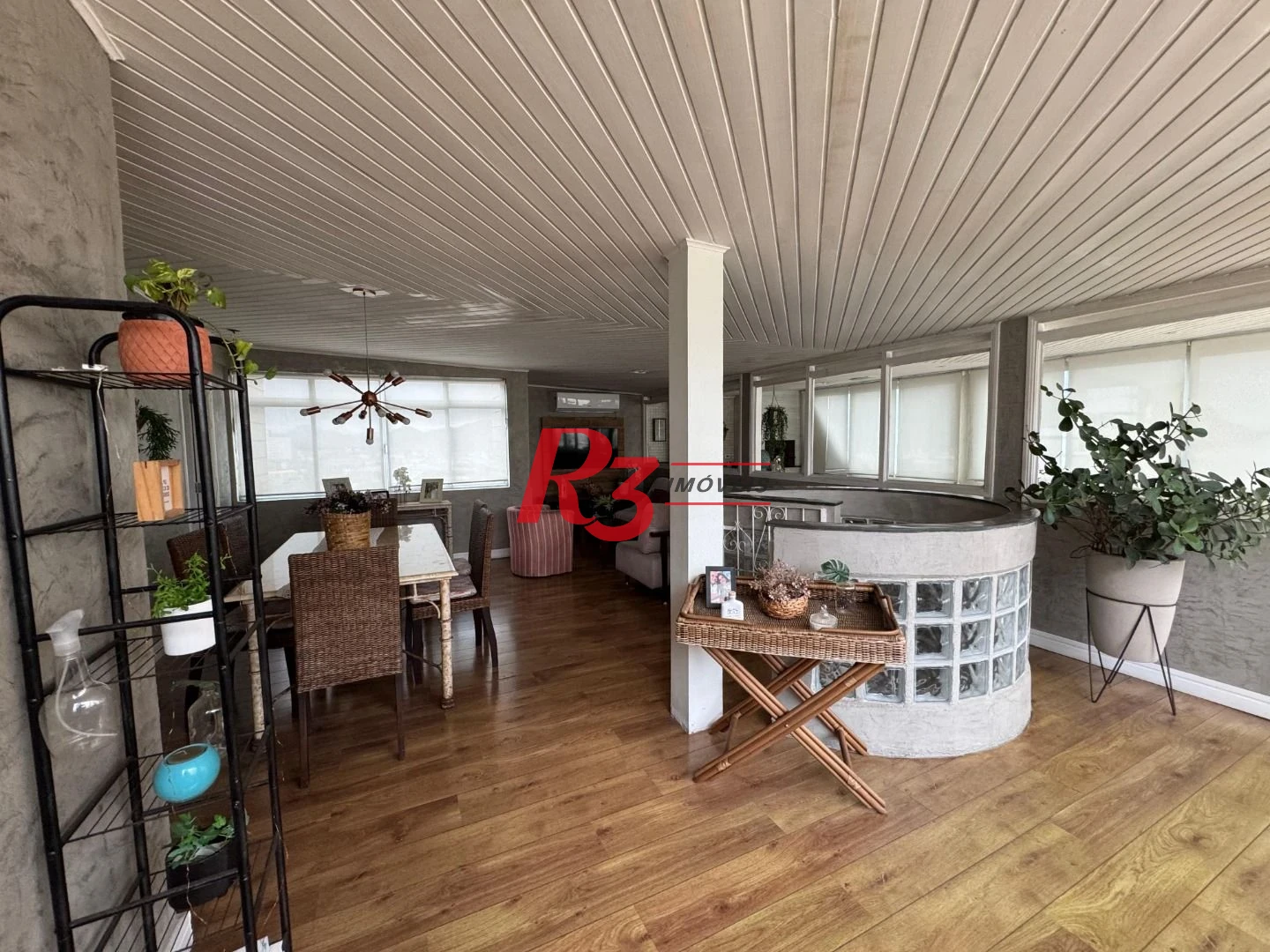 Cobertura com 3 dormitórios à venda, 290 m² por R$ 1.200.000,00 - Centro - São Vicente/SP
