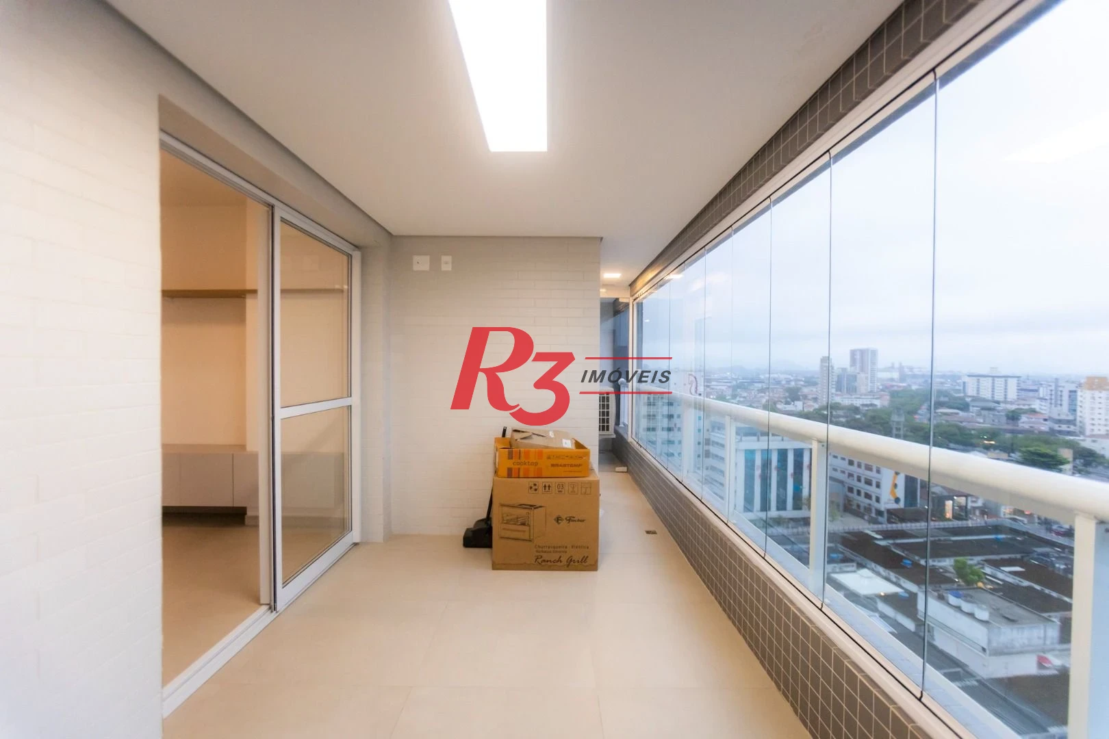 Apartamento para alugar, 81 m² por R$ 8.500,01/mês - Boqueirão - Santos/SP