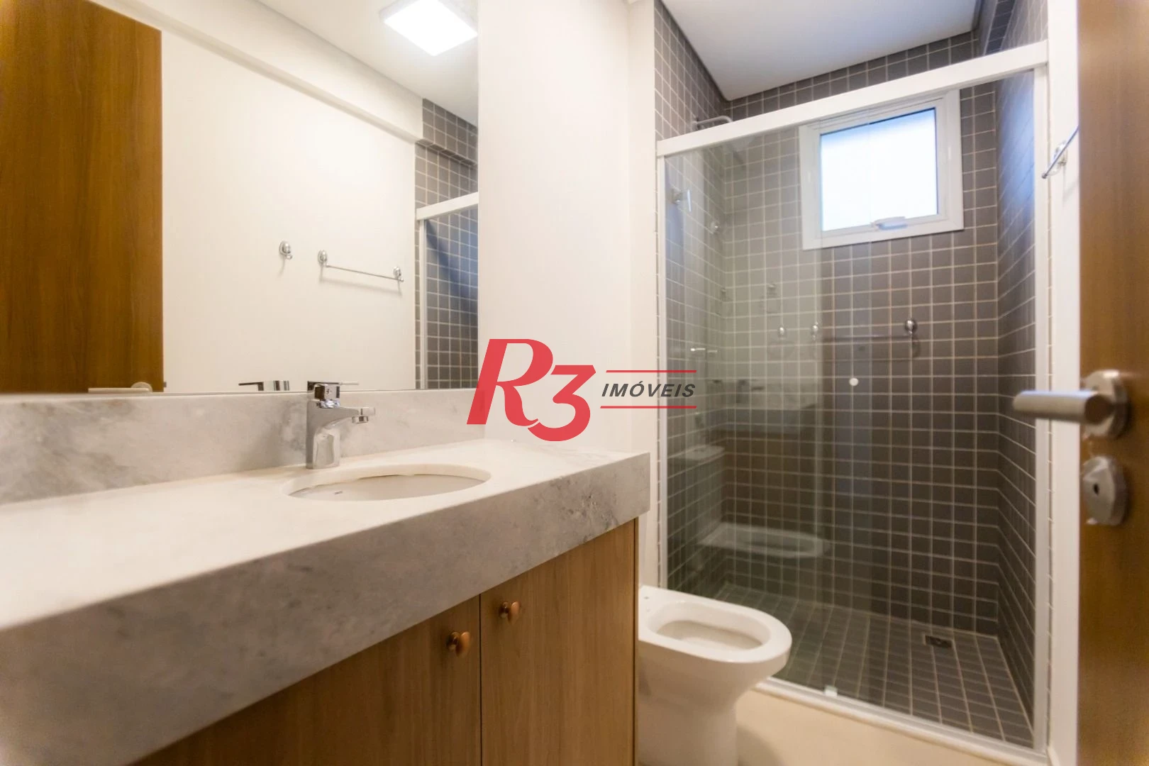 Apartamento para alugar, 81 m² por R$ 8.500,01/mês - Boqueirão - Santos/SP