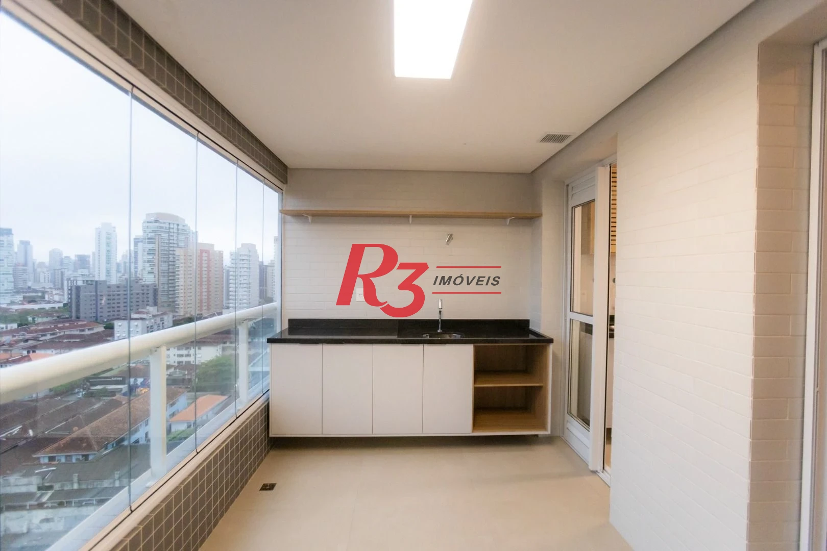 Apartamento para alugar, 81 m² por R$ 8.500,01/mês - Boqueirão - Santos/SP