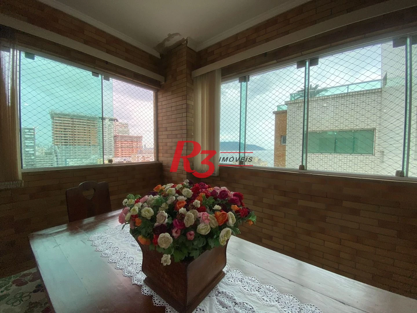 Cobertura com 3 dormitórios à venda, 290 m² por R$ 3.719.000,00 - Gonzaga - Santos/SP