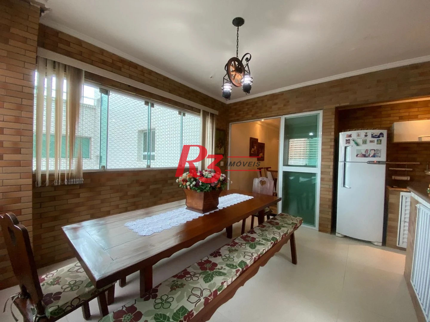 Cobertura com 3 dormitórios à venda, 290 m² por R$ 3.719.000,00 - Gonzaga - Santos/SP