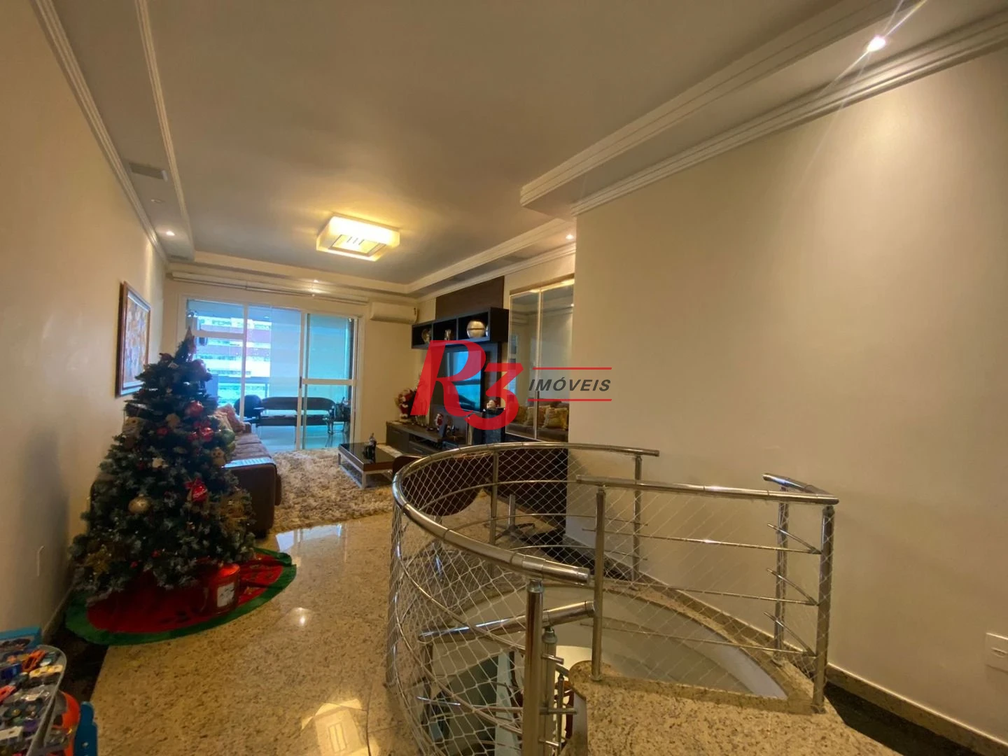 Cobertura com 3 dormitórios à venda, 290 m² por R$ 3.719.000,00 - Gonzaga - Santos/SP