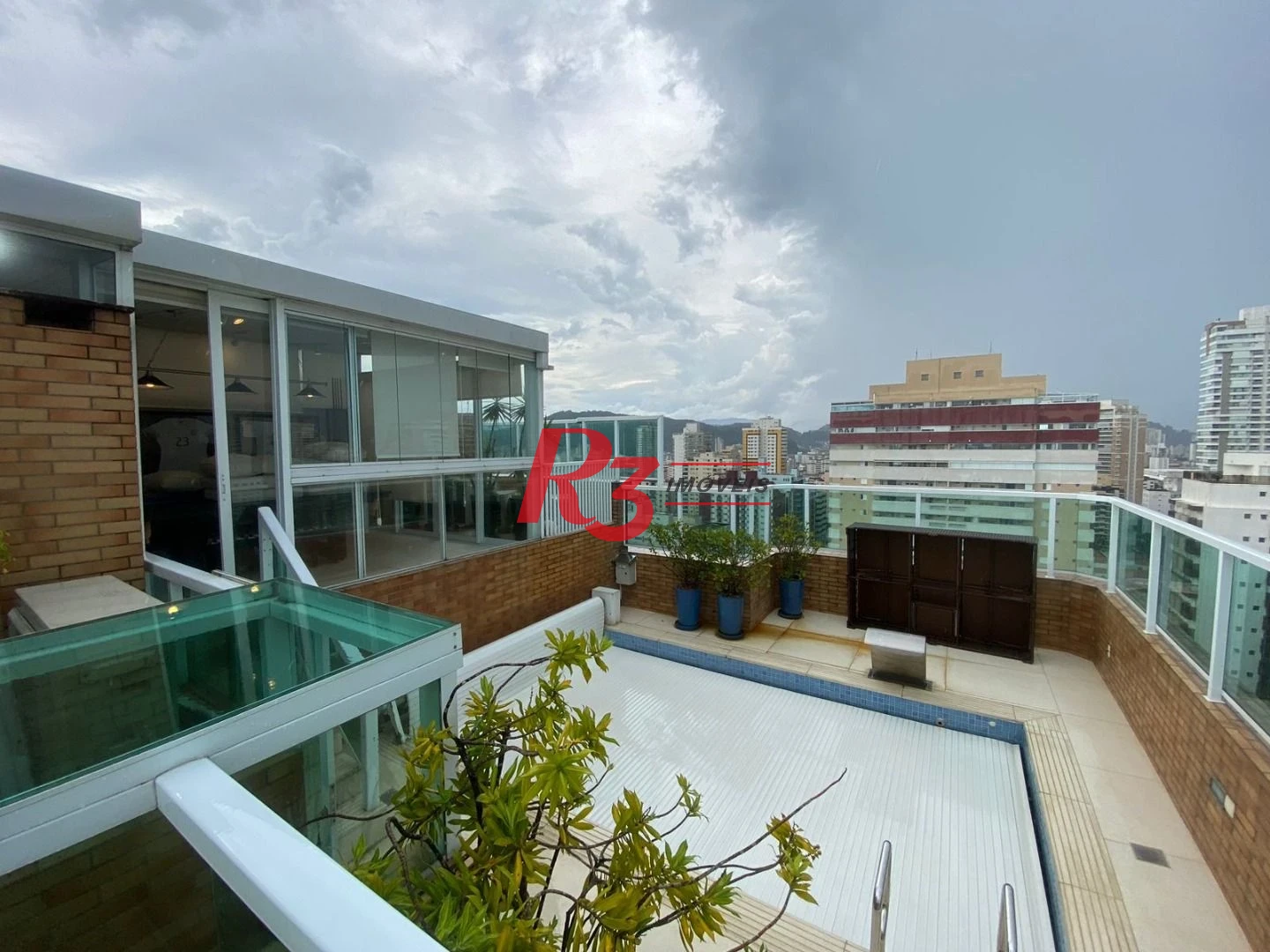 Cobertura com 3 dormitórios à venda, 290 m² por R$ 3.719.000,00 - Gonzaga - Santos/SP