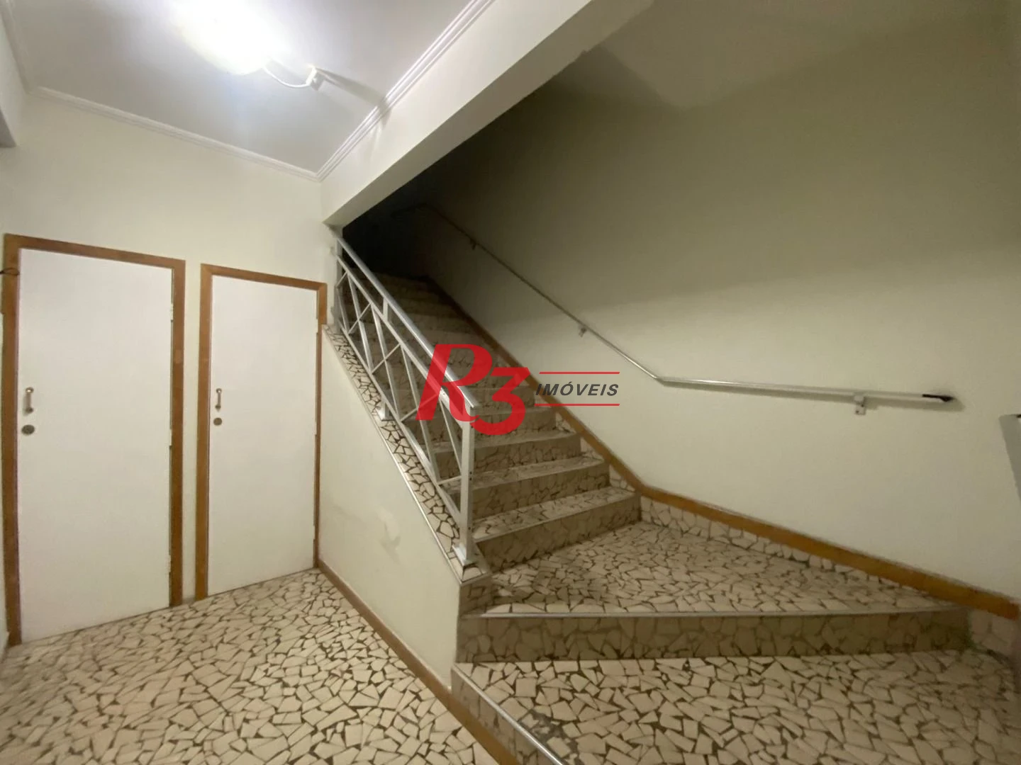 Apartamento com 2 dormitórios à venda, 96 m² por R$ 800.000,00 - Ponta da Praia - Santos/SP