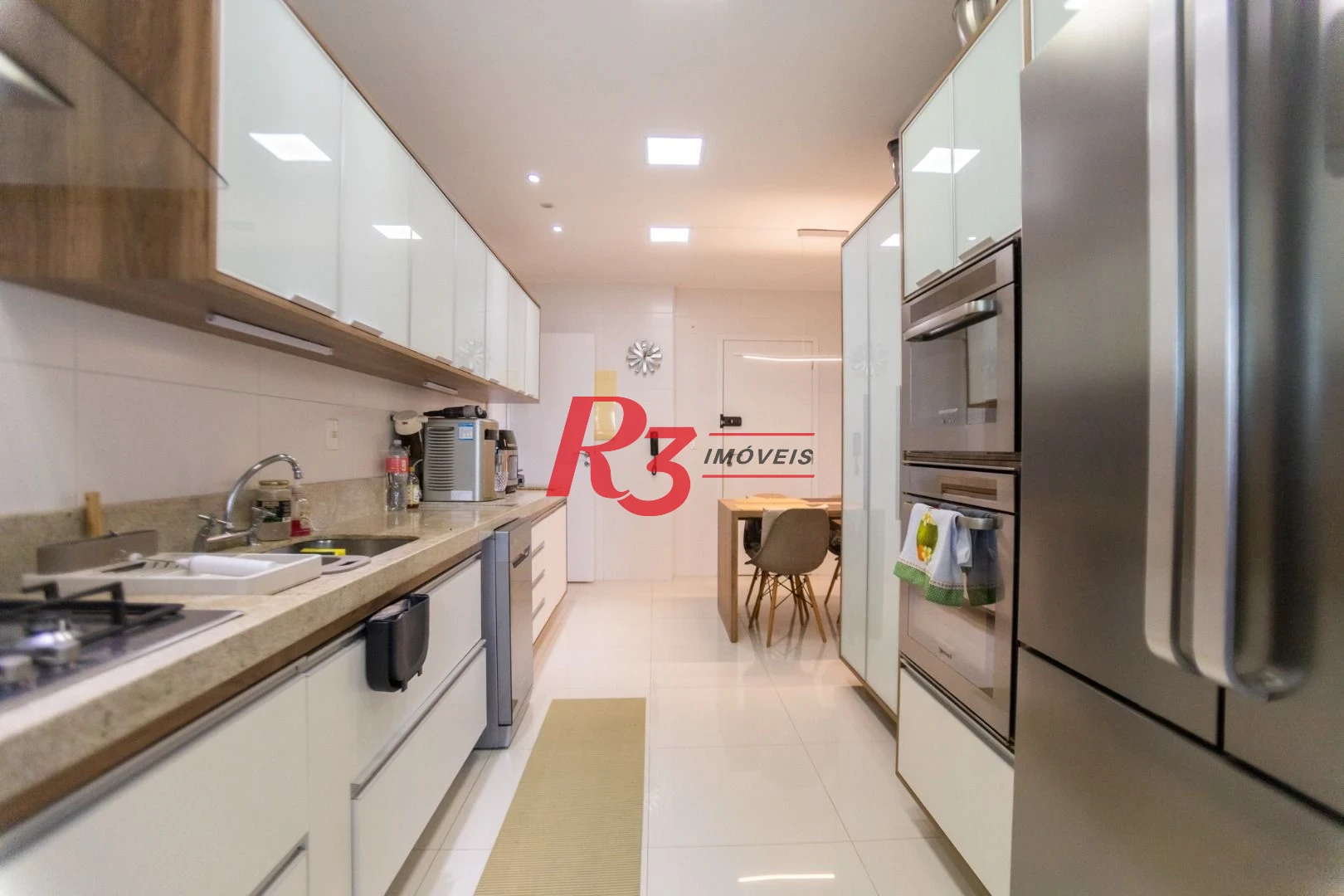 Apartamento com 2 dormitórios à venda, 134 m² por R$ 2.200.000,00 - Ponta da Praia - Santos/SP