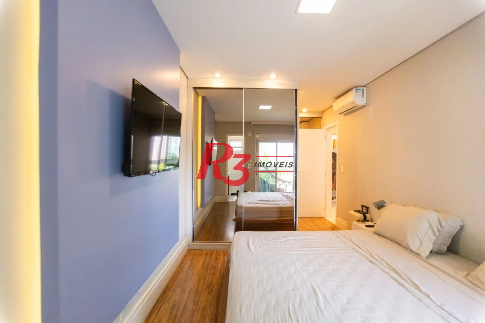 Apartamento com 2 dormitórios à venda, 134 m² por R$ 2.200.000,00 - Ponta da Praia - Santos/SP