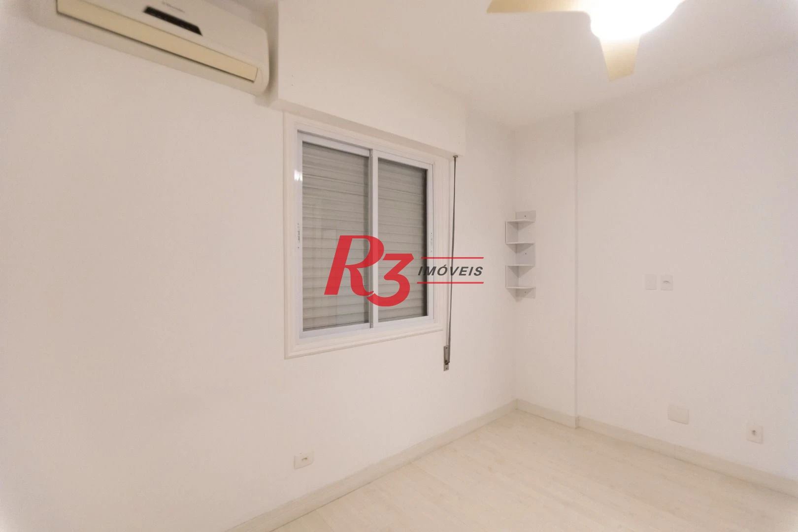 Apartamento para alugar, 119 m² por R$ 4.500,02/mês - Embaré - Santos/SP