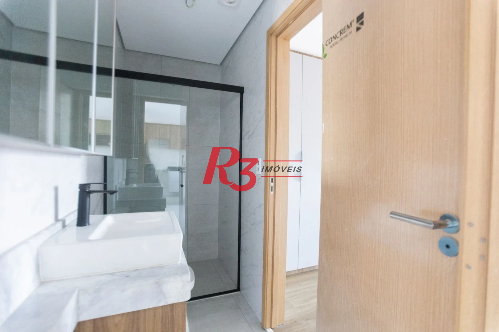 Apartamento com 2 dormitórios à venda, 65 m² por R$ 1.000.000,00 - Ponta da Praia - Santos/SP
