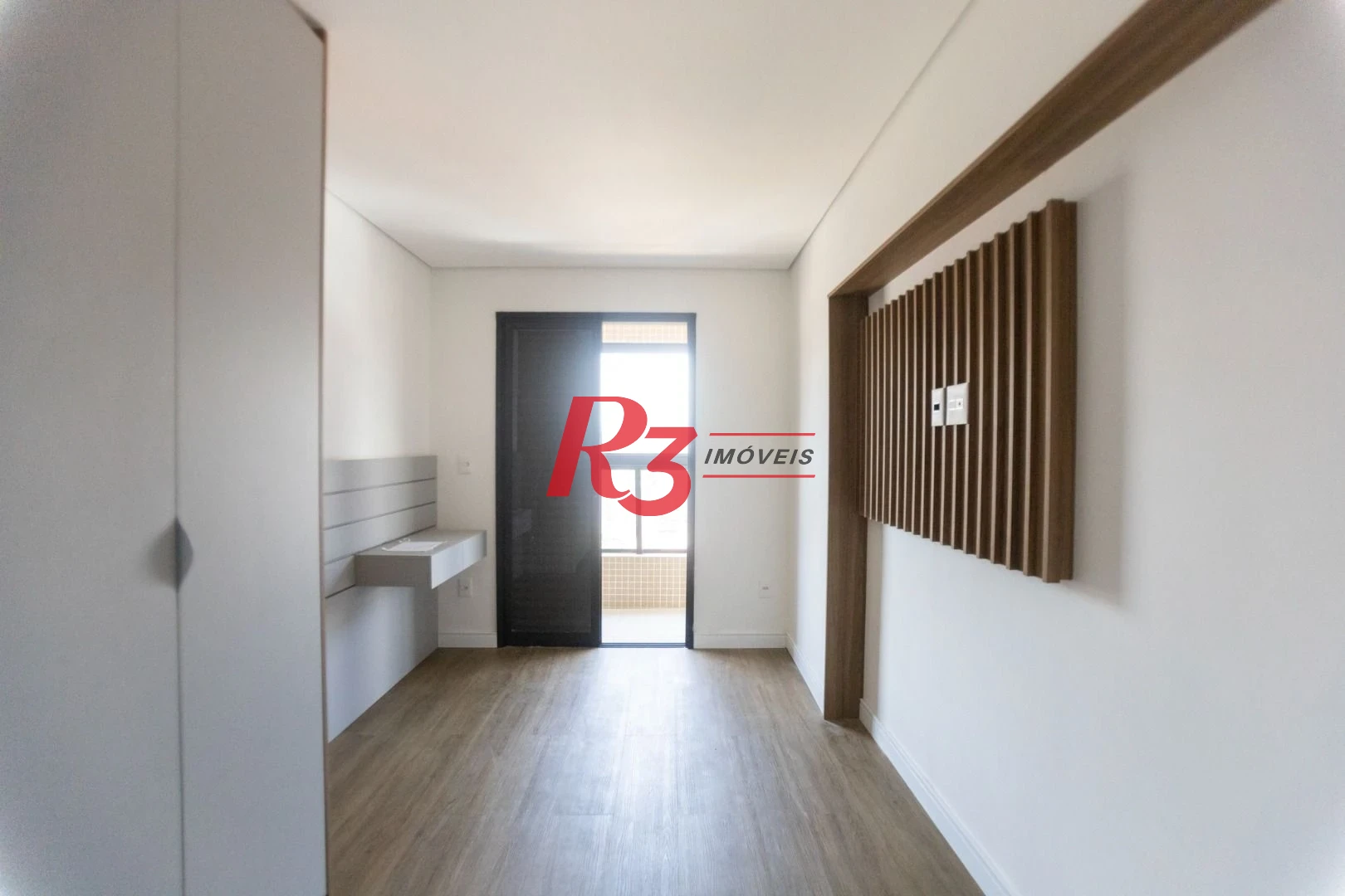 Apartamento com 2 dormitórios à venda, 65 m² por R$ 1.000.000,00 - Ponta da Praia - Santos/SP