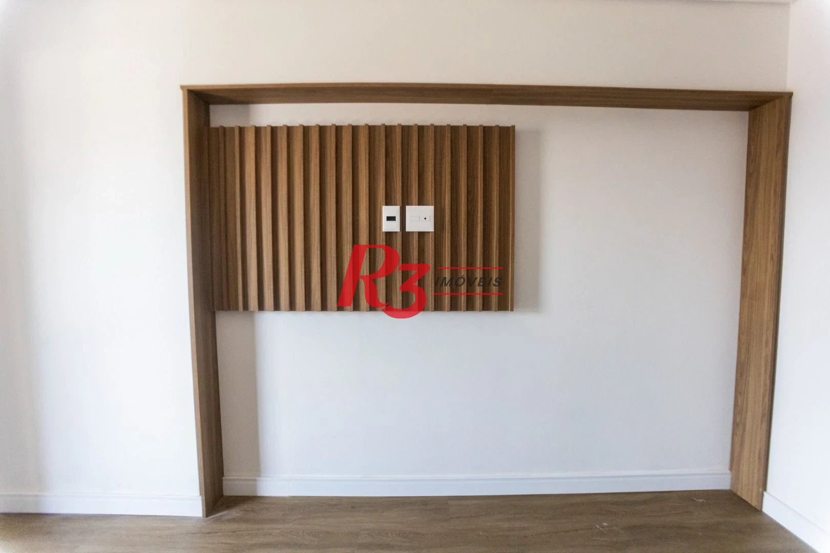 Apartamento com 2 dormitórios à venda, 65 m² por R$ 1.000.000,00 - Ponta da Praia - Santos/SP