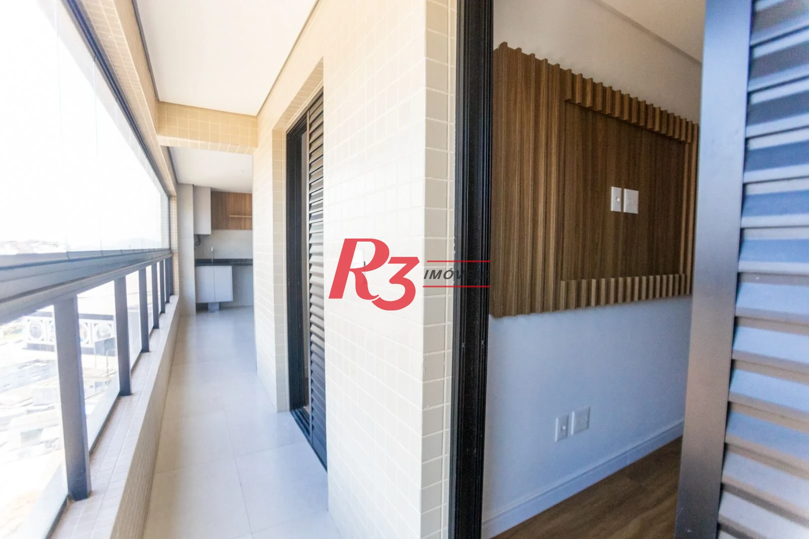 Apartamento com 2 dormitórios à venda, 65 m² por R$ 1.000.000,00 - Ponta da Praia - Santos/SP