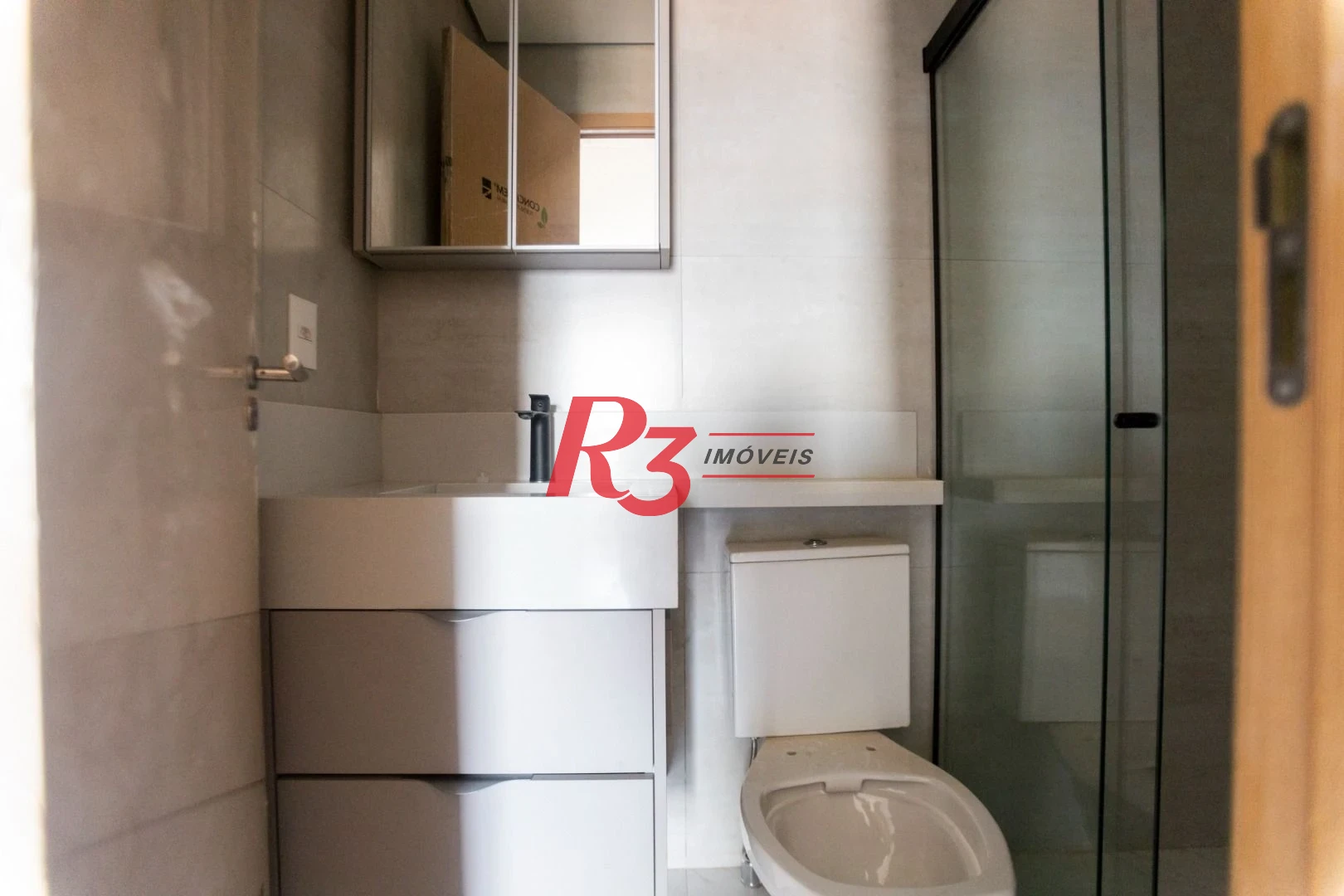 Apartamento com 2 dormitórios à venda, 65 m² por R$ 1.000.000,00 - Ponta da Praia - Santos/SP