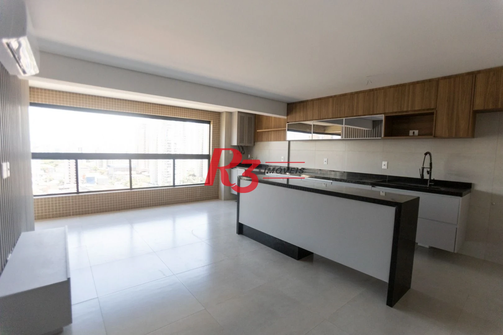Apartamento com 2 dormitórios à venda, 65 m² por R$ 1.000.000,00 - Ponta da Praia - Santos/SP