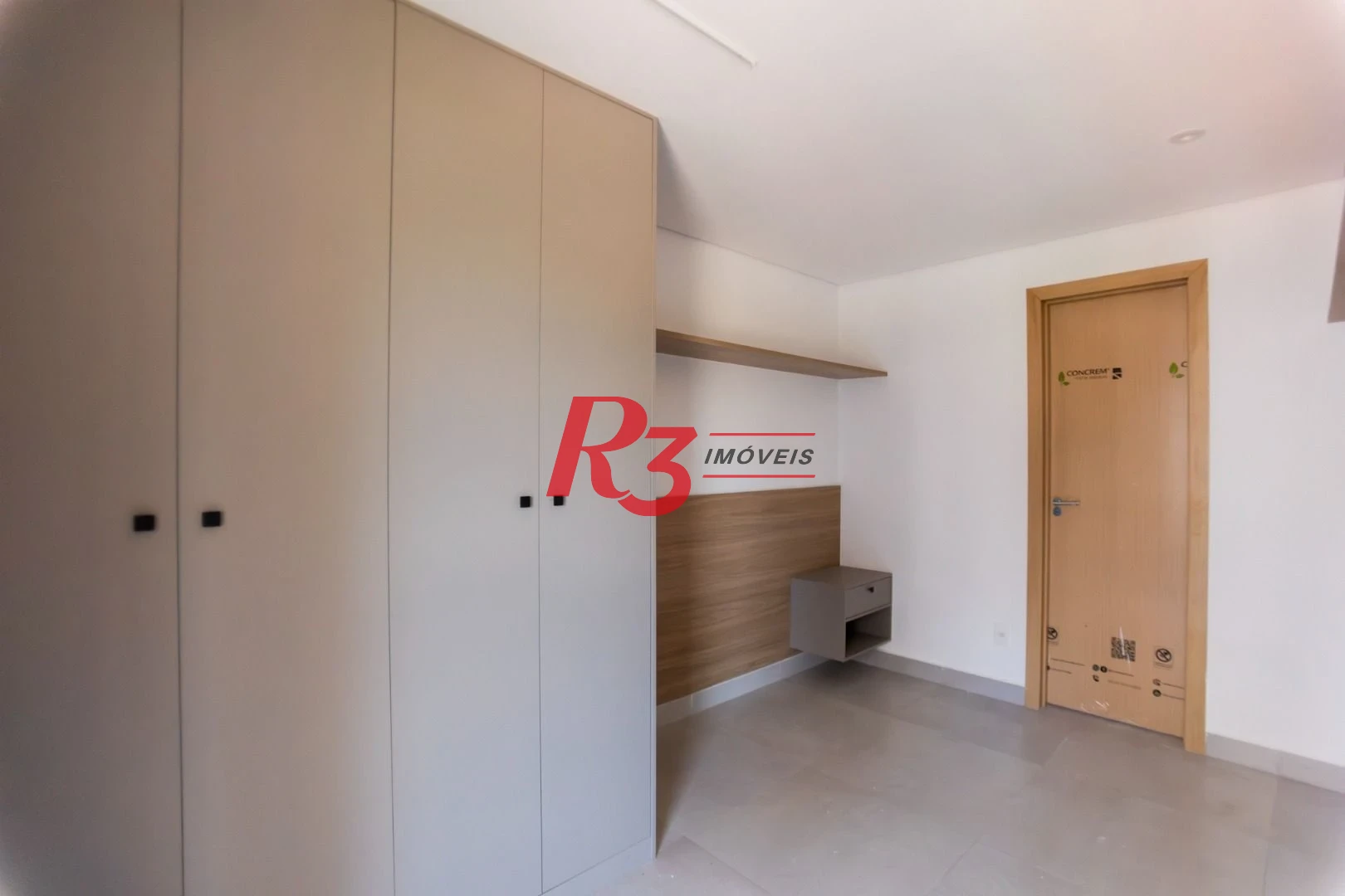 Apartamento com 2 dormitórios à venda, 65 m² por R$ 950.000,00 - Ponta da Praia - Santos/SP