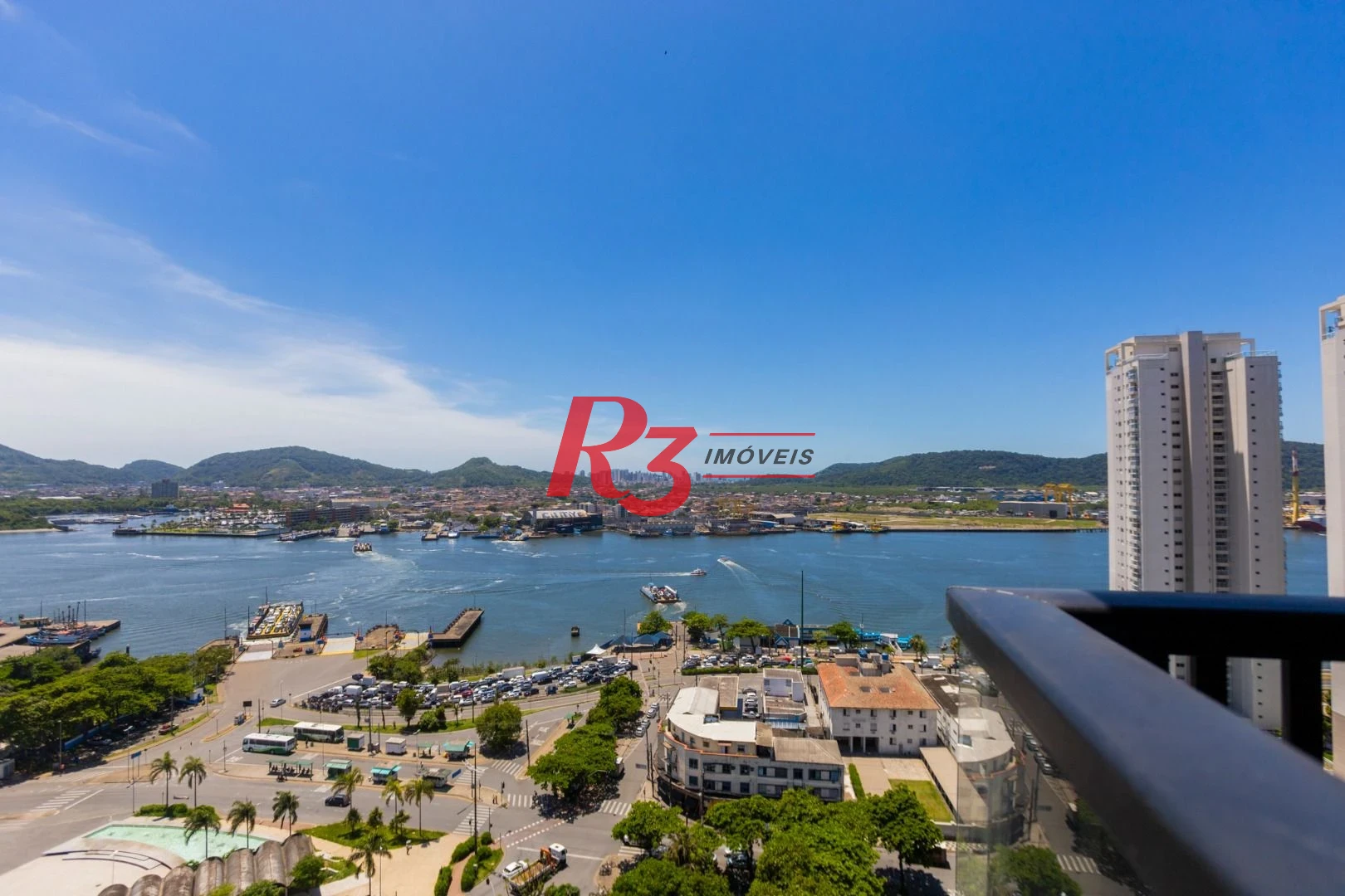 Apartamento com 2 dormitórios à venda, 65 m² por R$ 1.200.000,00 - Ponta da Praia - Santos/SP