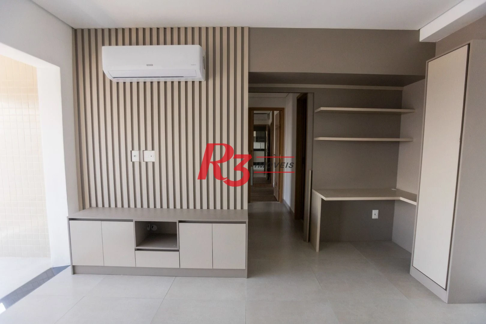 Apartamento com 2 dormitórios à venda, 65 m² por R$ 1.200.000,00 - Ponta da Praia - Santos/SP