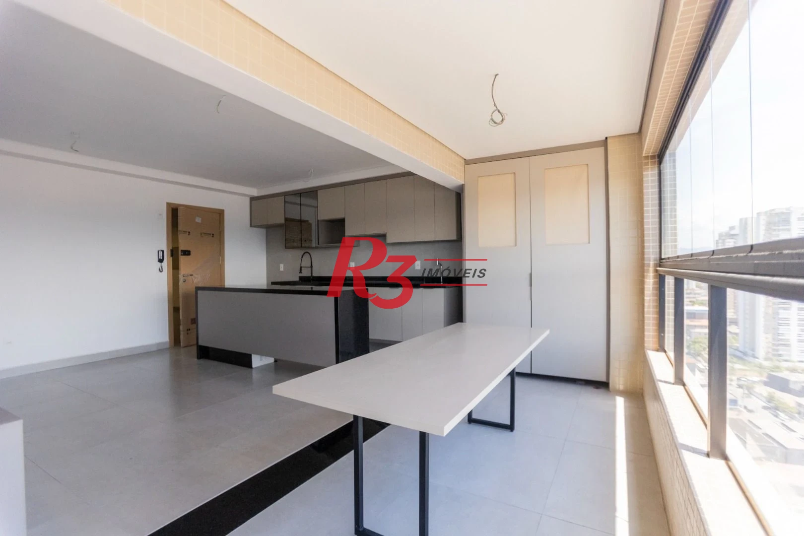 Apartamento com 2 dormitórios à venda, 65 m² por R$ 1.200.000,00 - Ponta da Praia - Santos/SP