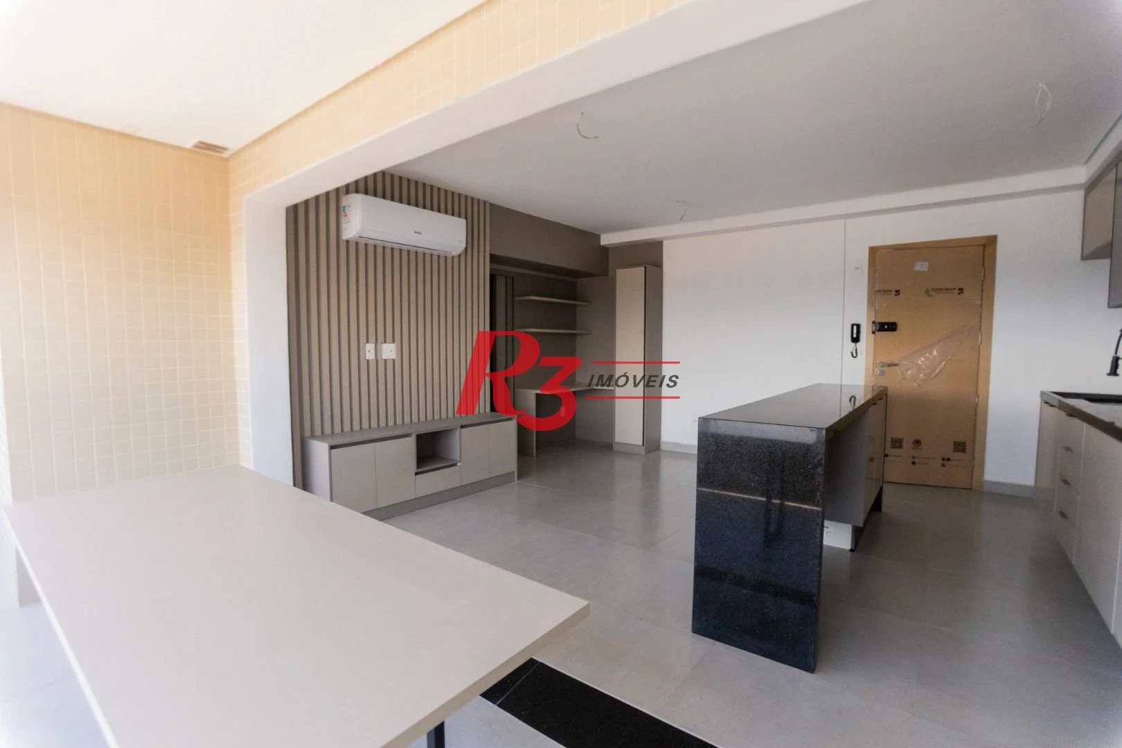 Apartamento com 2 dormitórios à venda, 65 m² por R$ 1.200.000,00 - Ponta da Praia - Santos/SP