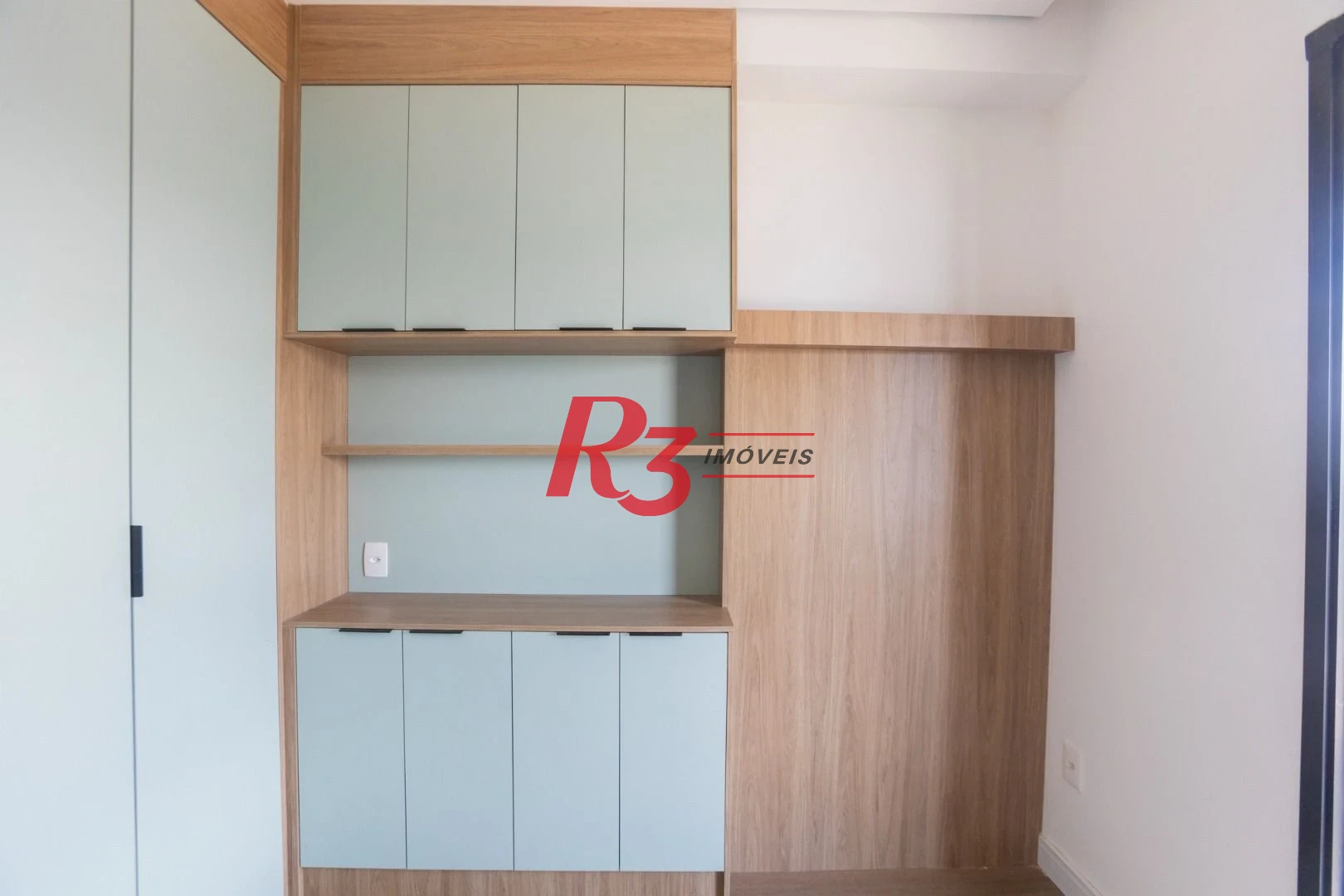 Apartamento com 2 dormitórios à venda, 65 m² por R$ 1.200.000,00 - Ponta da Praia - Santos/SP