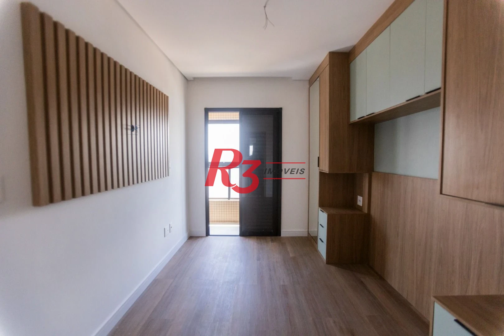 Apartamento com 2 dormitórios à venda, 65 m² por R$ 1.200.000,00 - Ponta da Praia - Santos/SP
