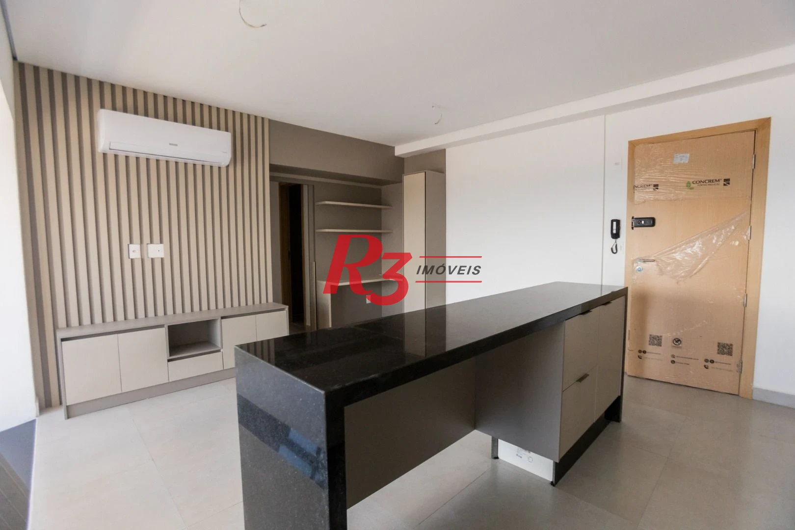 Apartamento com 2 dormitórios à venda, 65 m² por R$ 1.200.000,00 - Ponta da Praia - Santos/SP