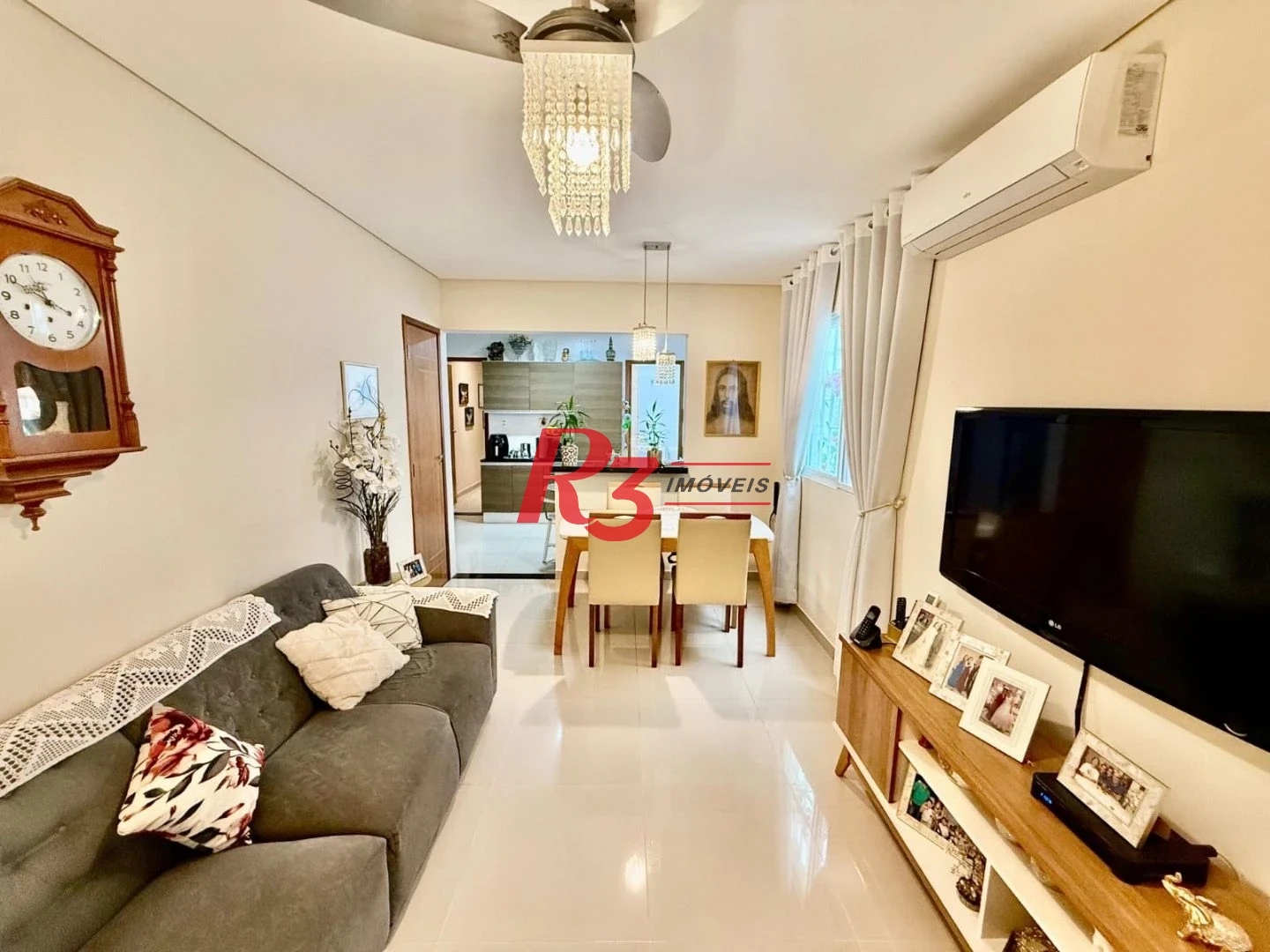 Casa com 2 dormitórios à venda, 91 m² por R$ 830.000,00 - Marapé - Santos/SP