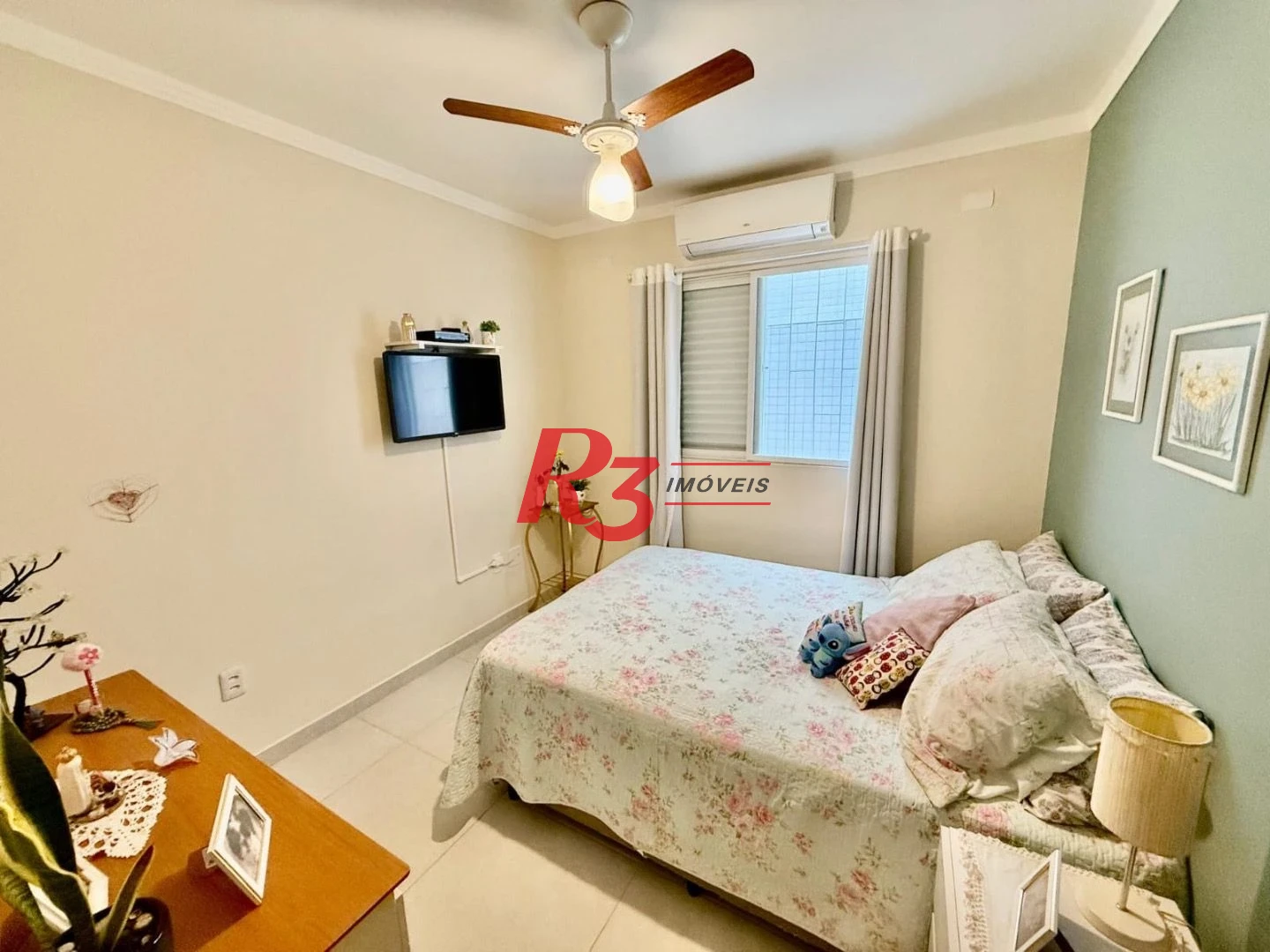 Casa com 2 dormitórios à venda, 91 m² por R$ 830.000,00 - Marapé - Santos/SP