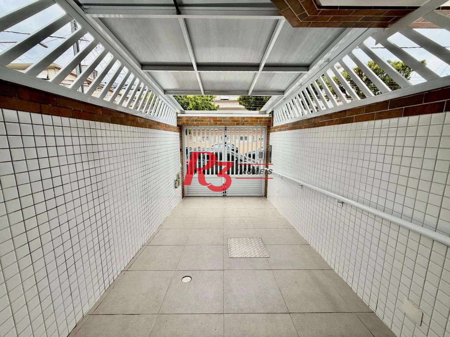 Casa com 2 dormitórios à venda, 91 m² por R$ 830.000,00 - Marapé - Santos/SP