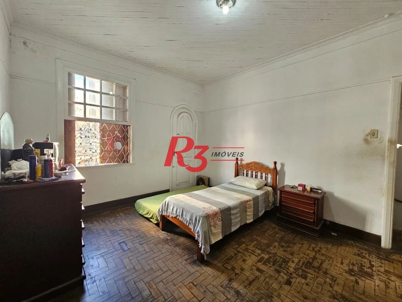 Sobrado com 3 dormitórios à venda, 150 m² por R$ 1.300.000,00 - Pompéia - Santos/SP