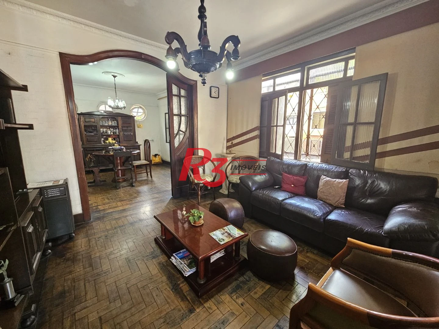 Sobrado com 3 dormitórios à venda, 150 m² por R$ 1.300.000,00 - Pompéia - Santos/SP