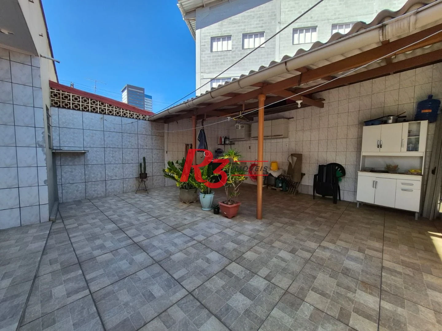 Sobrado com 3 dormitórios à venda, 140 m² por R$ 950.000,00 - Vila Matias - Santos/SP
