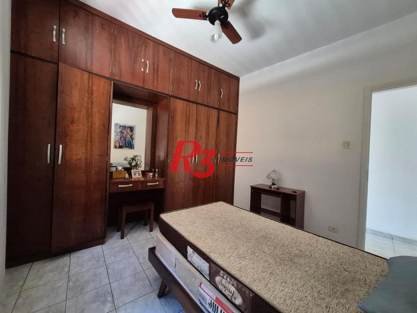 Sobrado com 3 dormitórios à venda, 140 m² por R$ 950.000,00 - Vila Matias - Santos/SP