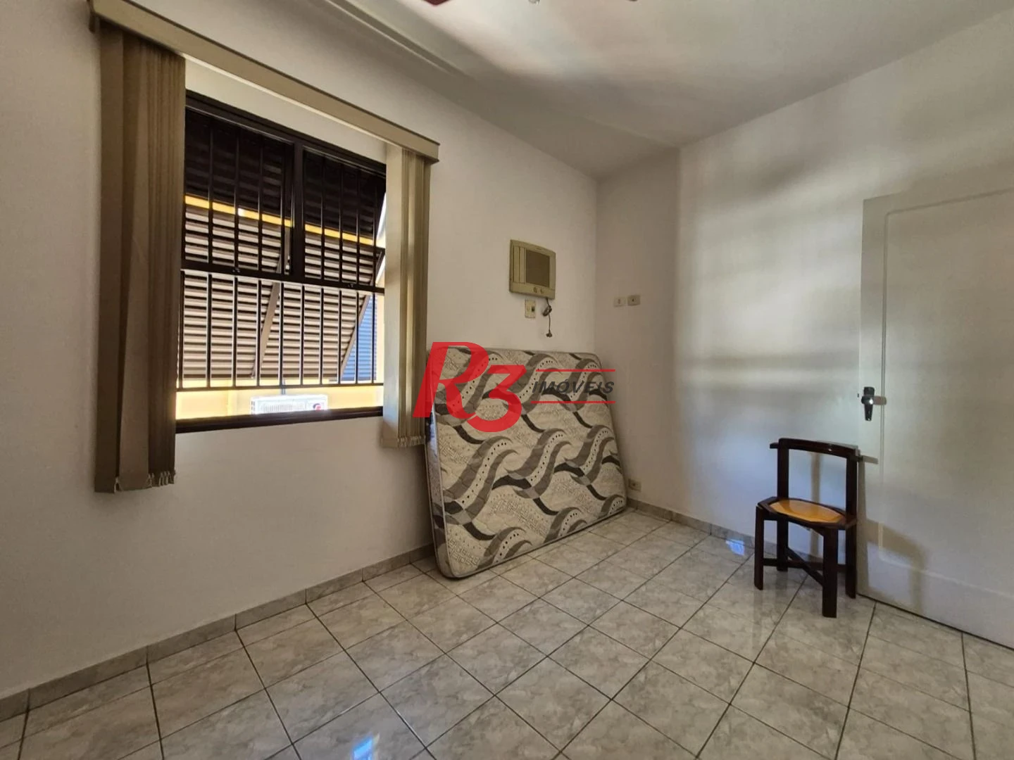 Sobrado com 3 dormitórios à venda, 140 m² por R$ 950.000,00 - Vila Matias - Santos/SP