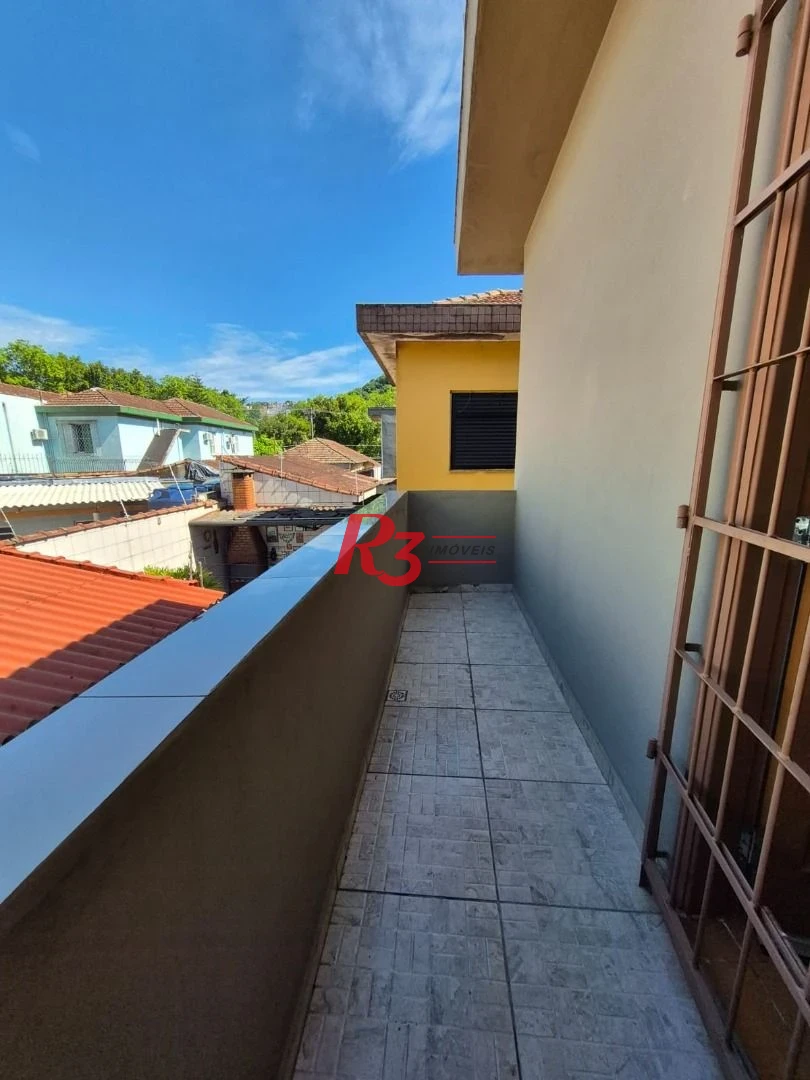 Sobrado com 3 dormitórios à venda, 140 m² por R$ 950.000,00 - Vila Matias - Santos/SP
