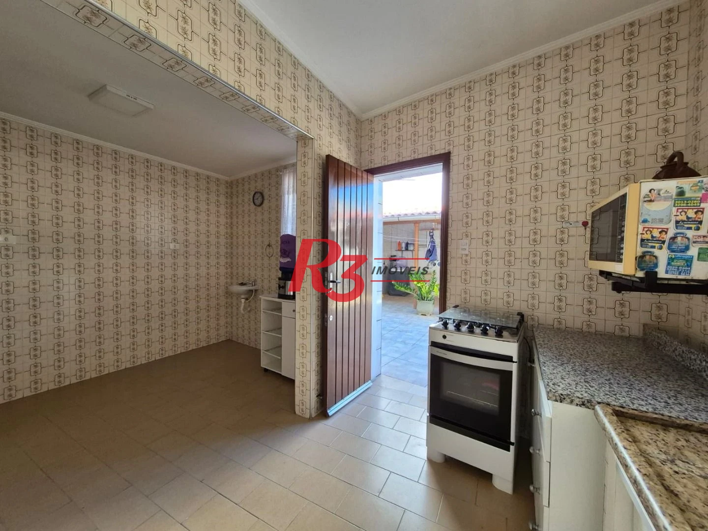 Sobrado com 3 dormitórios à venda, 140 m² por R$ 950.000,00 - Vila Matias - Santos/SP