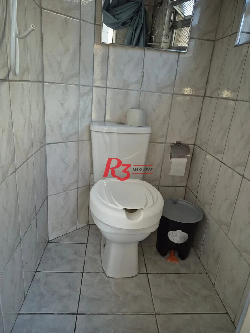 Sobrado com 3 dormitórios à venda, 140 m² por R$ 950.000,00 - Vila Matias - Santos/SP
