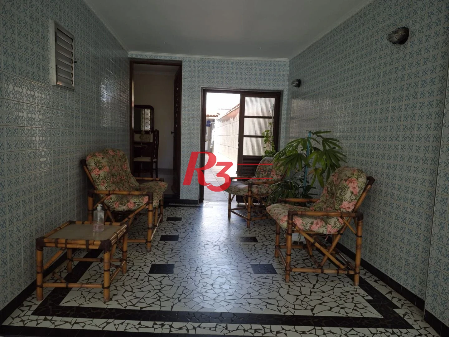 Sobrado com 3 dormitórios à venda, 140 m² por R$ 950.000,00 - Vila Matias - Santos/SP