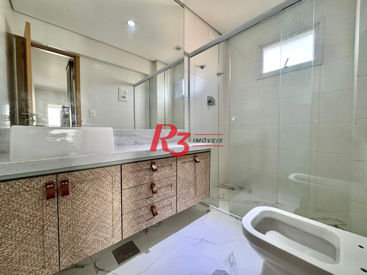 Apartamento com 2 dormitórios à venda, 86 m² por R$ 1.400.000,00 - Boqueirão - Santos/SP