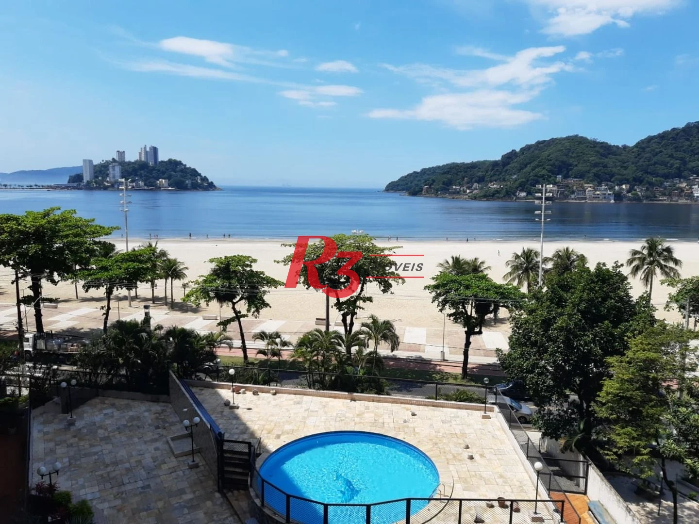 Apartamento com 1 dormitório à venda, 65 m² por R$ 390.000,00 - Centro - São Vicente/SP