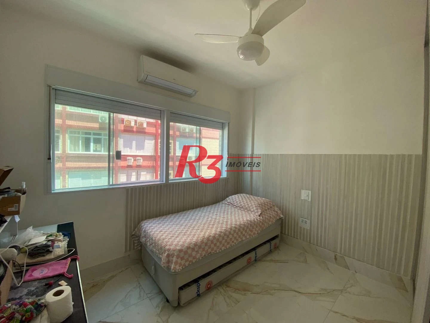 Apartamento com 2 dormitórios à venda, 59 m² por R$ 648.000,00 - Gonzaga - Santos/SP