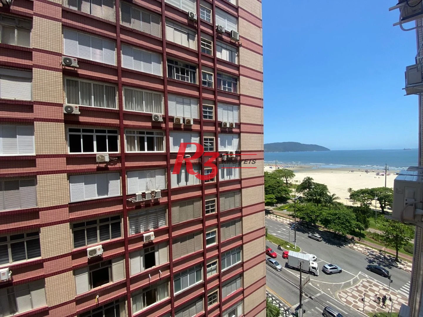 Apartamento com 2 dormitórios à venda, 59 m² por R$ 648.000,00 - Gonzaga - Santos/SP