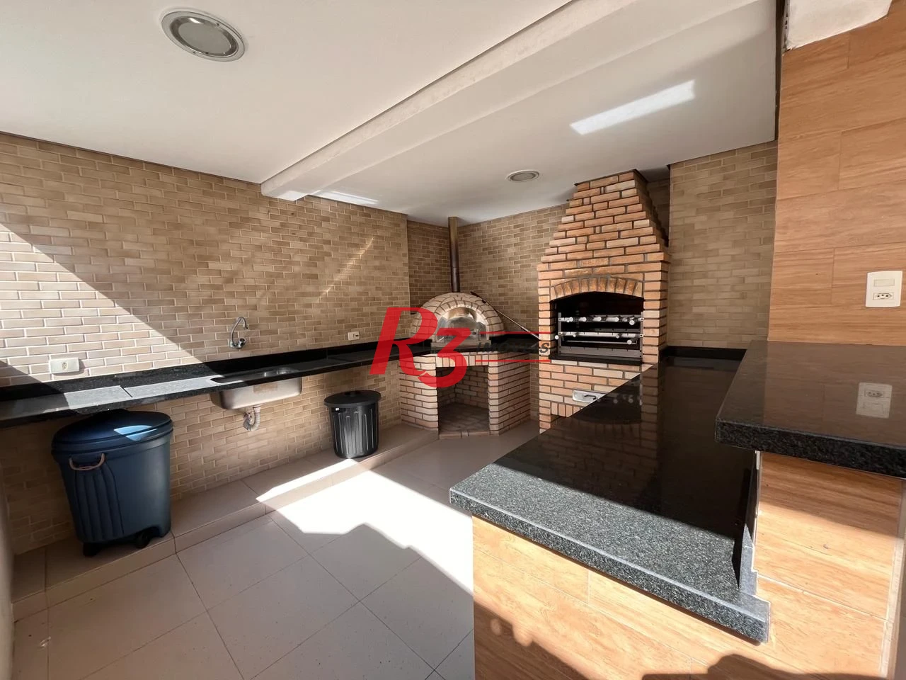 Apartamento com 2 dormitórios à venda, 88 m² por R$ 580.000,00 - Boqueirão - Santos/SP