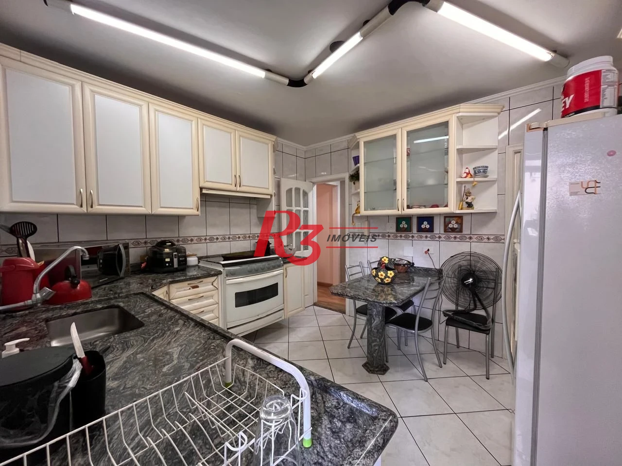 Apartamento com 2 dormitórios à venda, 88 m² por R$ 580.000,00 - Boqueirão - Santos/SP